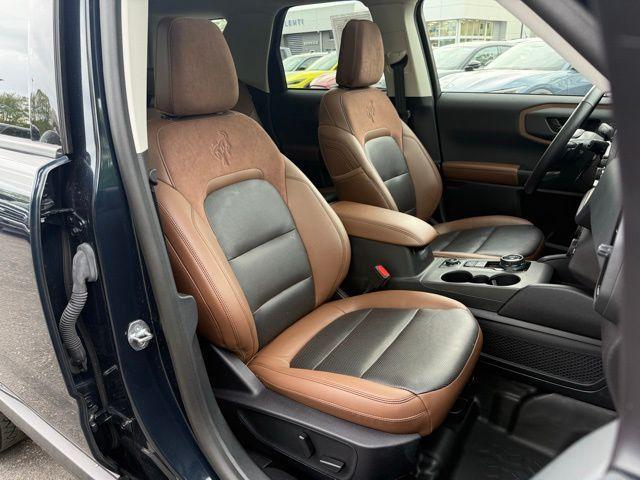 Photo of 2023 Blue Metallic Ford Bronco Sport