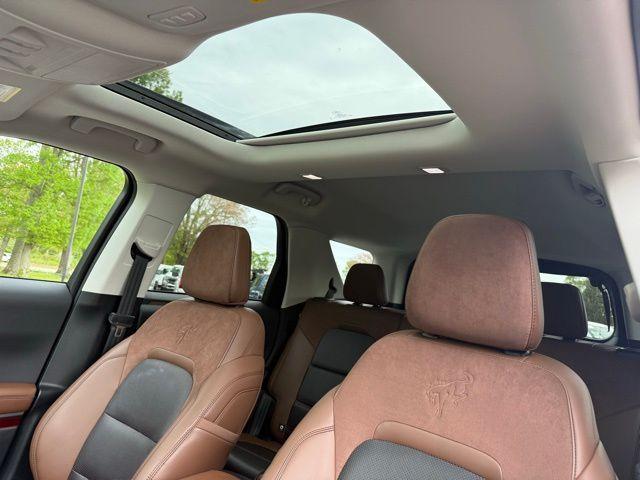 Photo of 2023 Blue Metallic Ford Bronco Sport