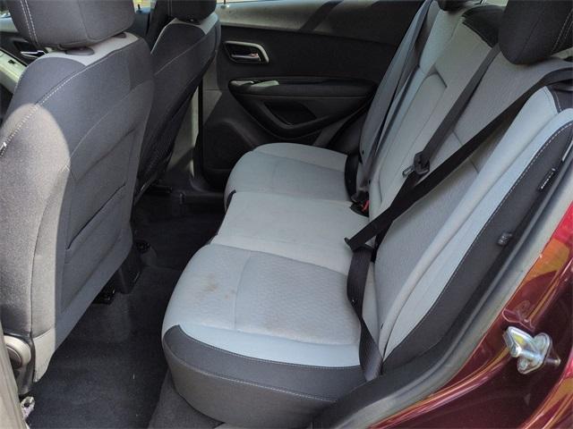 Photo of 2016 Crimson Metallic Chevrolet Trax
