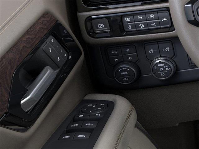 Photo of 2025 White GMC Yukon
