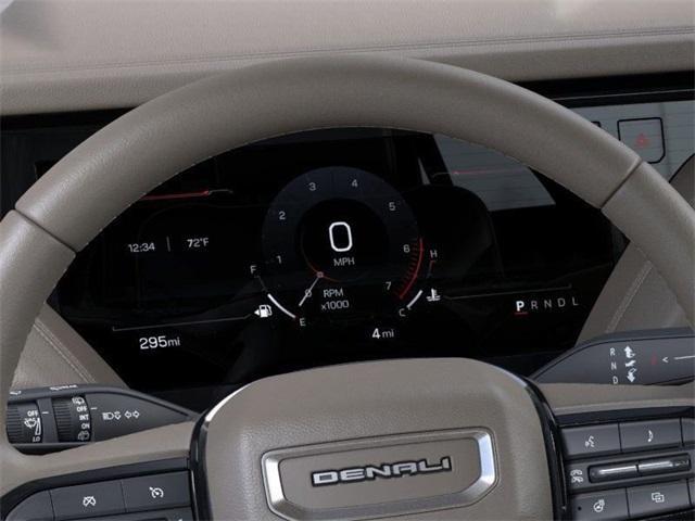 Photo of 2025 White GMC Yukon