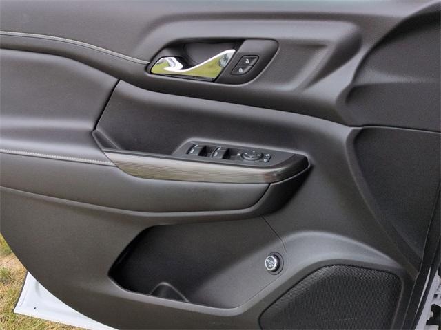 Photo of 2022 Summit White GMC Acadia