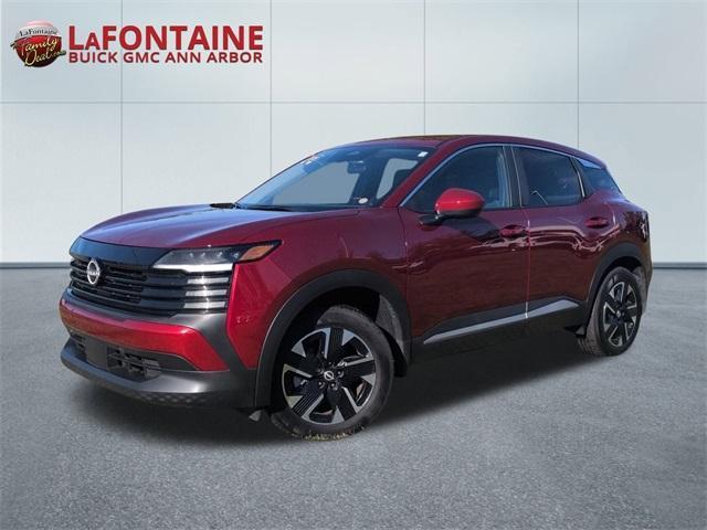 Photo of 2025 Scarlet Ember T Nissan Kicks