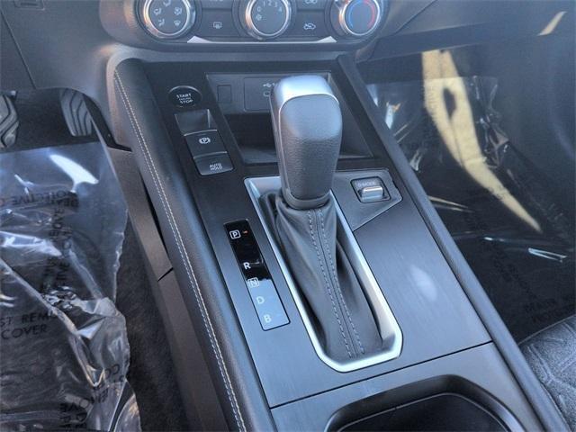 Photo of 2025 Scarlet Ember T Nissan Kicks