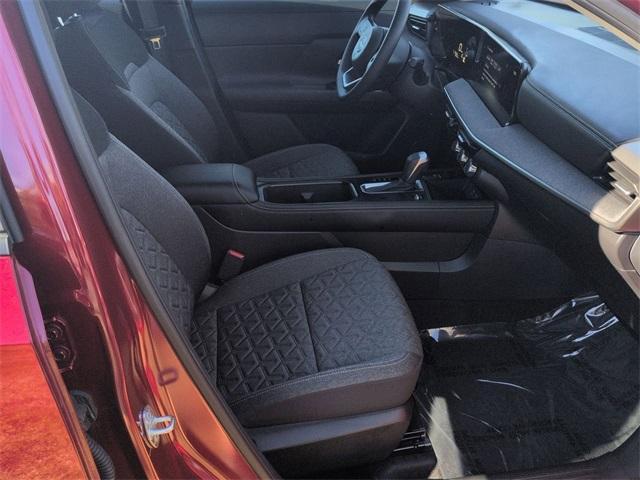 Photo of 2025 Scarlet Ember T Nissan Kicks