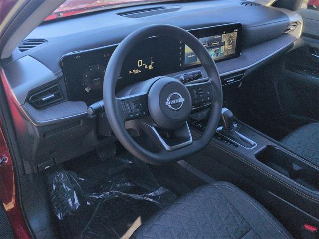 Photo of 2025 Scarlet Ember T Nissan Kicks