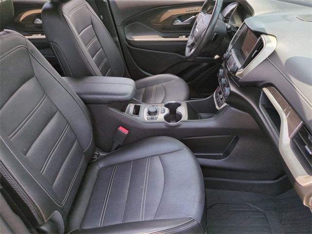 Photo of 2022 Ebony Twilight Metallic GMC Terrain