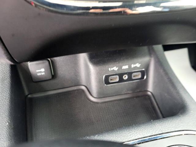 Photo of 2019 White Knuckle Clearcoat Dodge Durango