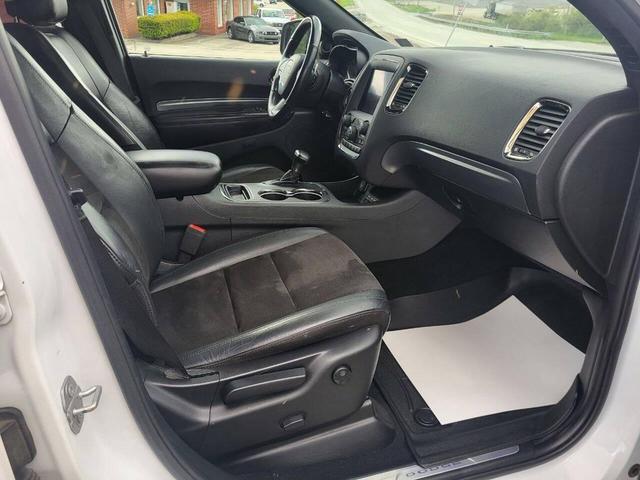 Photo of 2019 White Knuckle Clearcoat Dodge Durango