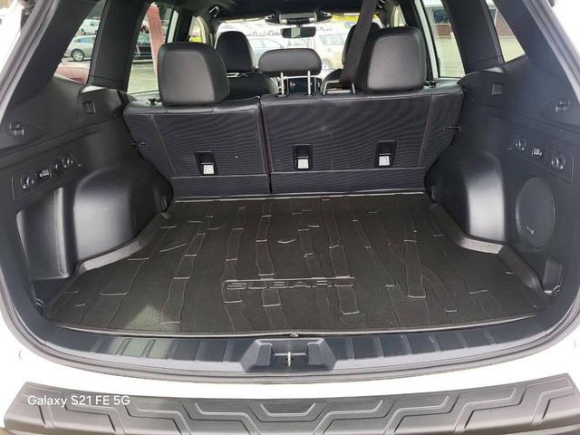 Photo of 2022 Crystal White Pearl Subaru Forester