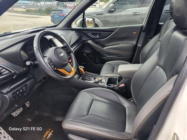 Photo of 2022 Crystal White Pearl Subaru Forester