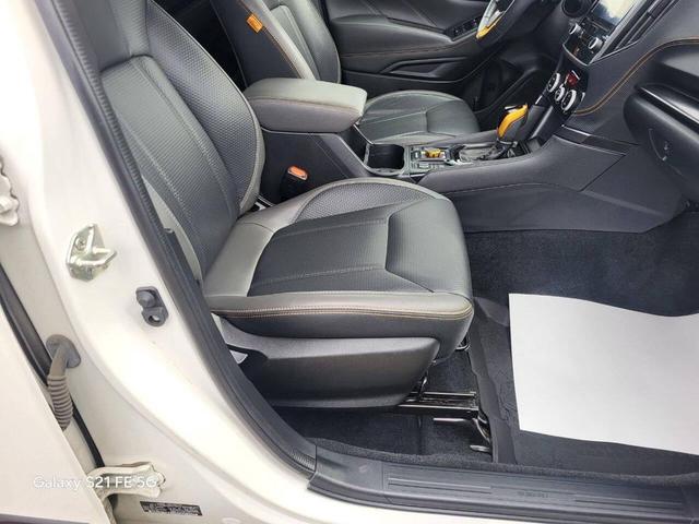 Photo of 2022 Crystal White Pearl Subaru Forester