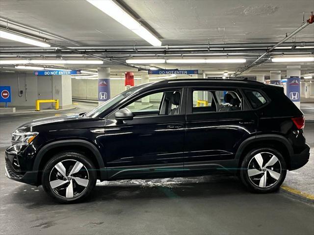 Photo of 2024 Deep Black Pearl Volkswagen Taos