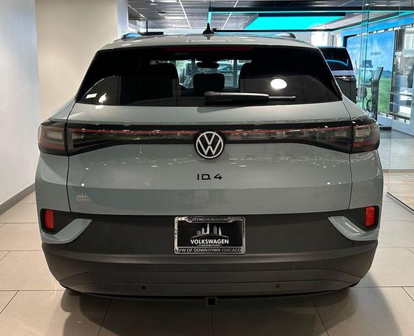 Photo of 2025 arctic blue metallic Volkswagen ID.4