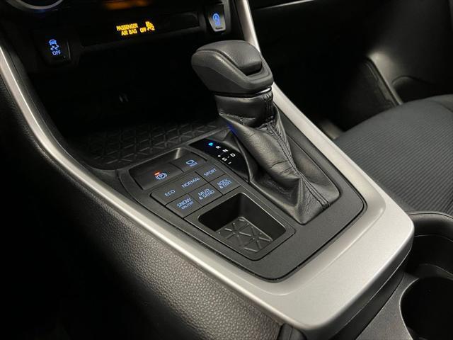 Photo of 2019 Magnetic Gray Metallic Toyota RAV4
