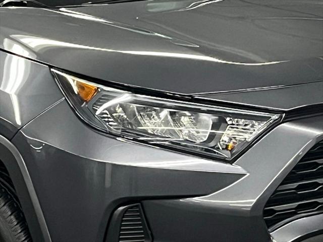 Photo of 2019 Magnetic Gray Metallic Toyota RAV4