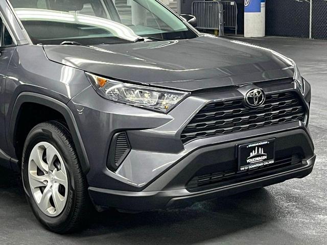 Photo of 2019 Magnetic Gray Metallic Toyota RAV4