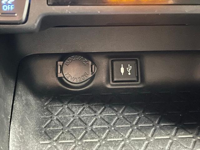 Photo of 2019 Magnetic Gray Metallic Toyota RAV4