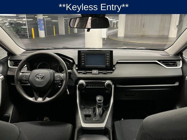Photo of 2019 Magnetic Gray Metallic Toyota RAV4