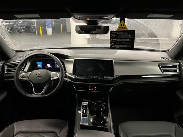 Photo of 2025 Gray Volkswagen Atlas Cross Sport