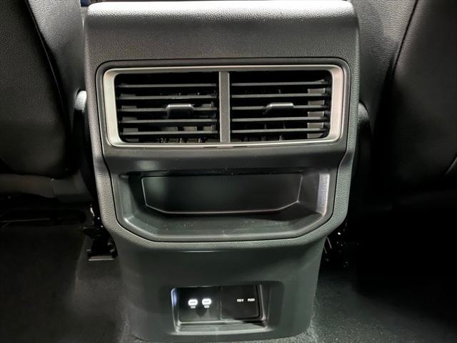 Photo of 2025 Gray Volkswagen Atlas Cross Sport