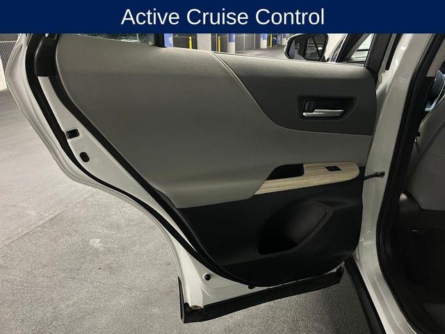 Photo of 2024 Wind Chill Pearl Toyota Venza