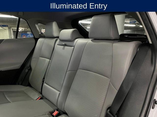 Photo of 2024 Wind Chill Pearl Toyota Venza
