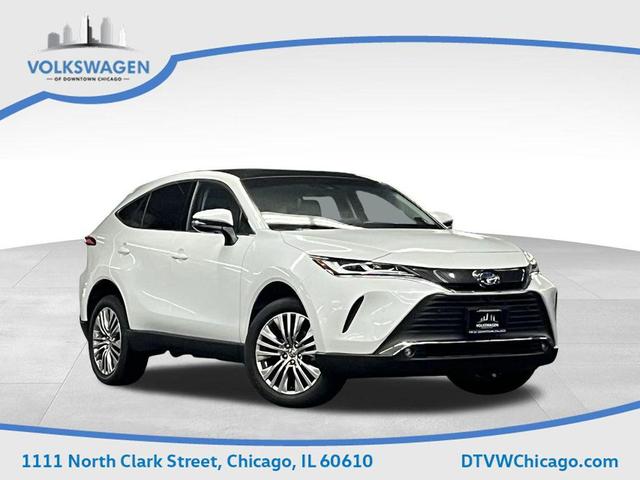 Photo of 2024 Wind Chill Pearl Toyota Venza