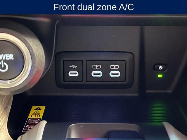 Photo of 2024 Wind Chill Pearl Toyota Venza
