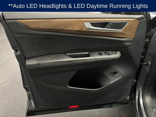 Photo of 2024 Platinum Gray Volkswagen Atlas