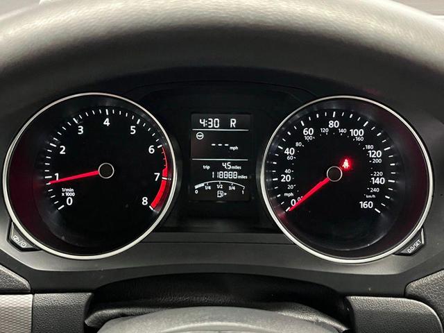 Photo of 2016 Pure White Volkswagen Jetta