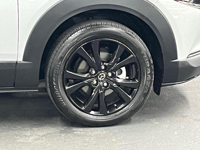 Photo of 2024 Ceramic Metallic Mazda CX-30