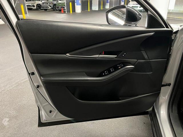 Photo of 2024 Ceramic Metallic Mazda CX-30