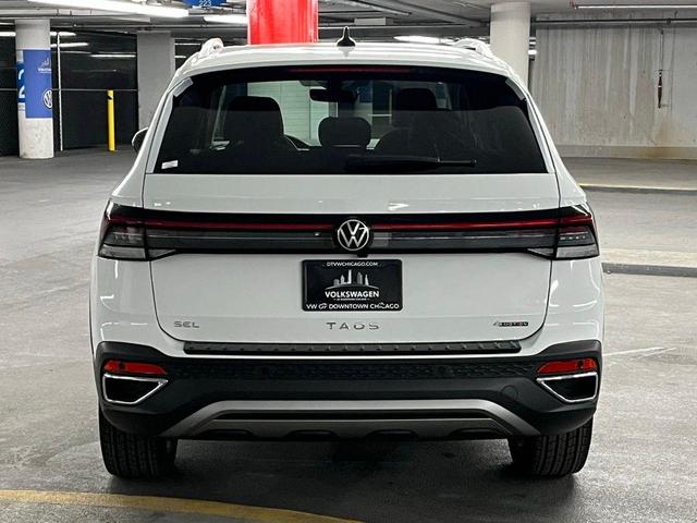 Photo of 2025 Pure White Volkswagen Taos