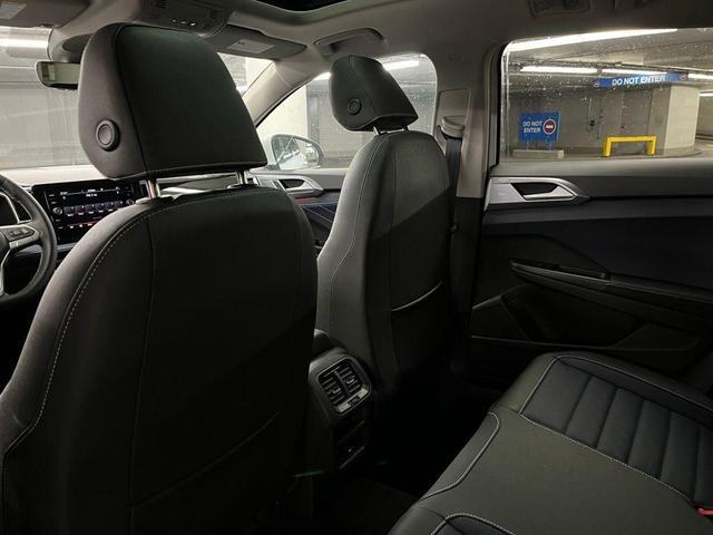 Photo of 2025 Pure White Volkswagen Taos