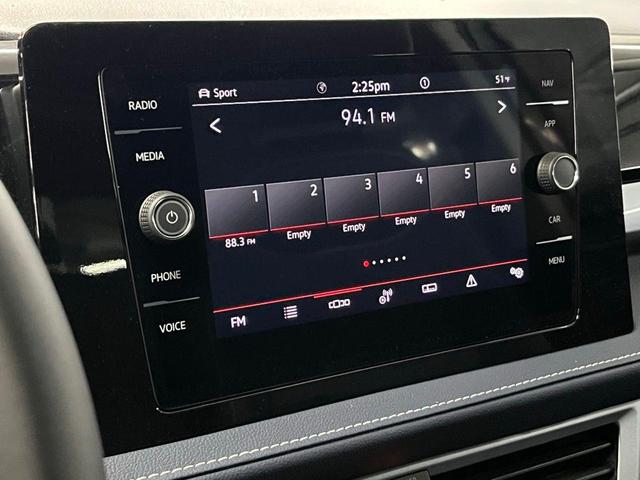 Photo of 2025 Pure White Volkswagen Taos