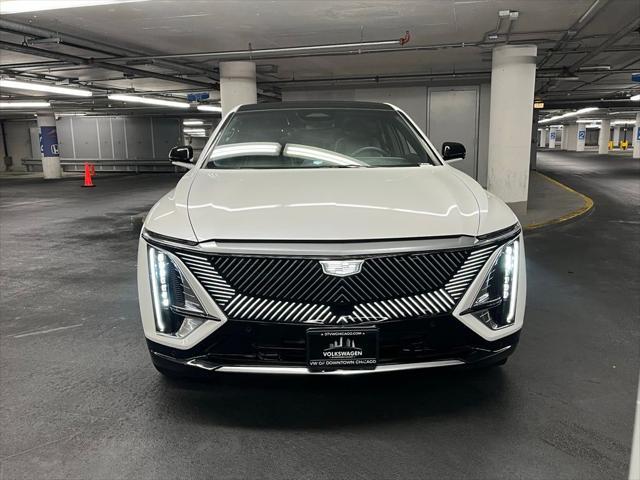 Photo of 2024 Crystal White Tricoat Cadillac LYRIQ