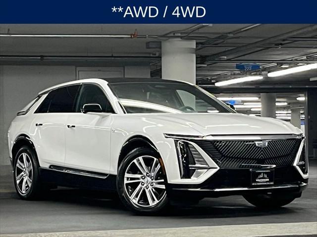 Photo of 2024 Crystal White Tricoat Cadillac LYRIQ
