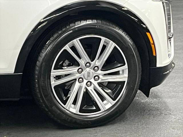 Photo of 2024 Crystal White Tricoat Cadillac LYRIQ