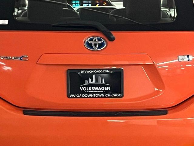 Photo of 2012 Habanero Toyota Prius c