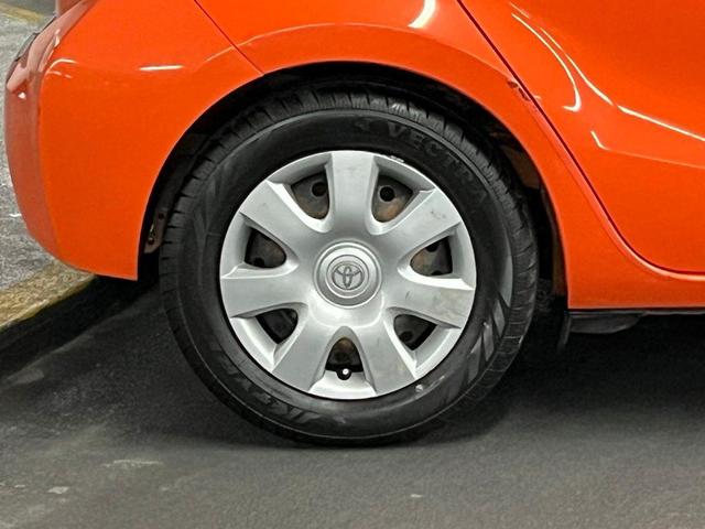 Photo of 2012 Habanero Toyota Prius c