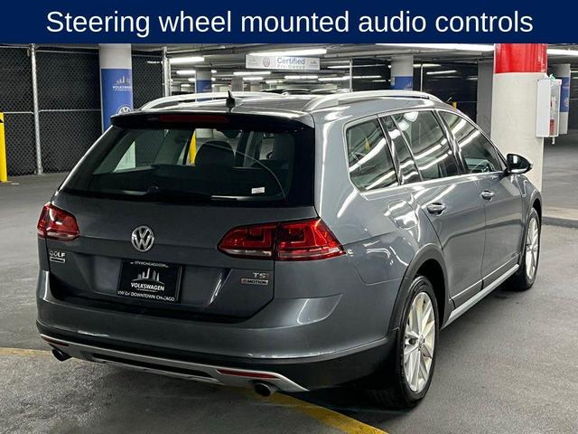 Photo of 2017 Platinum Gray Metallic Volkswagen Golf Alltrack