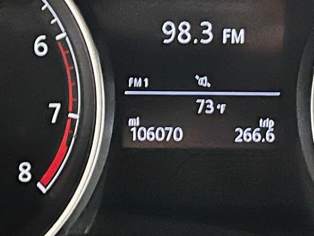 Photo of 2017 Platinum Gray Metallic Volkswagen Golf Alltrack