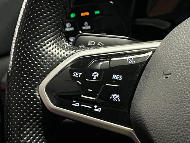 Photo of 2022 Moonstone Volkswagen Golf GTI