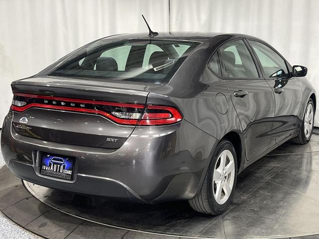 Photo of 2016 Granite Crystal Metallic Clearcoat Dodge Dart
