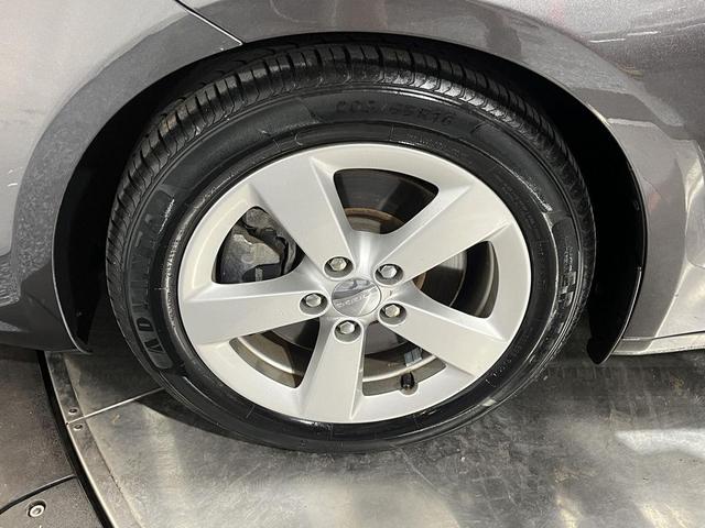 Photo of 2016 Granite Crystal Metallic Clearcoat Dodge Dart