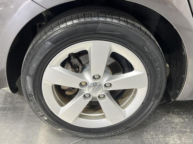 Photo of 2016 Granite Crystal Metallic Clearcoat Dodge Dart