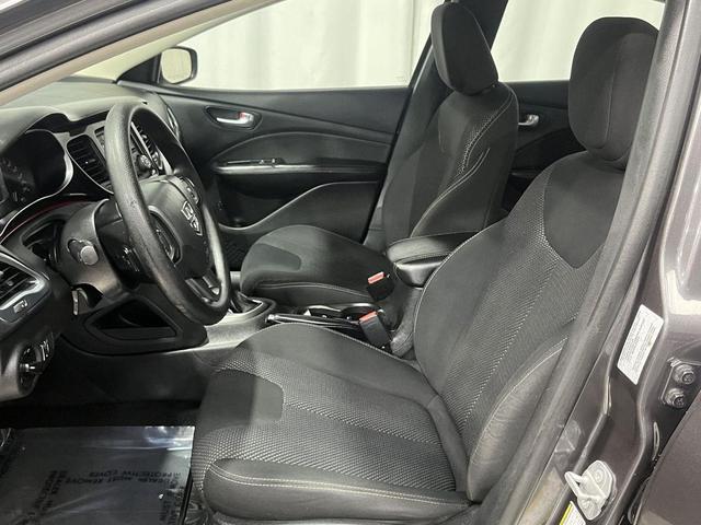 Photo of 2016 Granite Crystal Metallic Clearcoat Dodge Dart