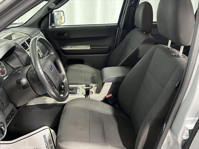 Photo of 2012 Ingot Silver Metallic Ford Escape