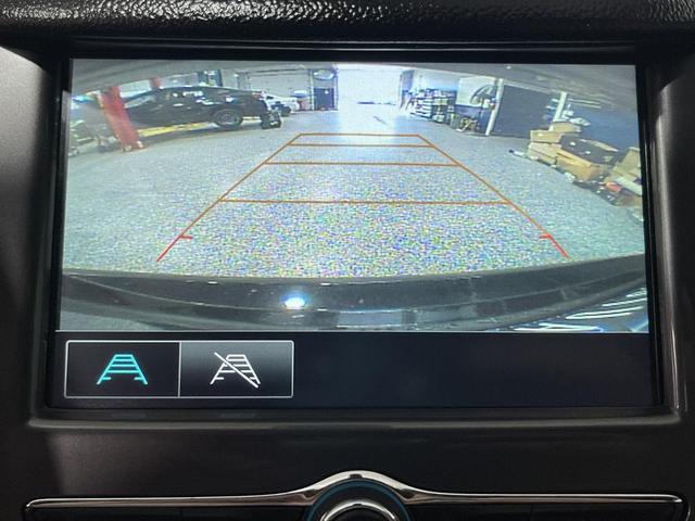 Photo of 2018 Mosaic Black Metallic Chevrolet Cruze